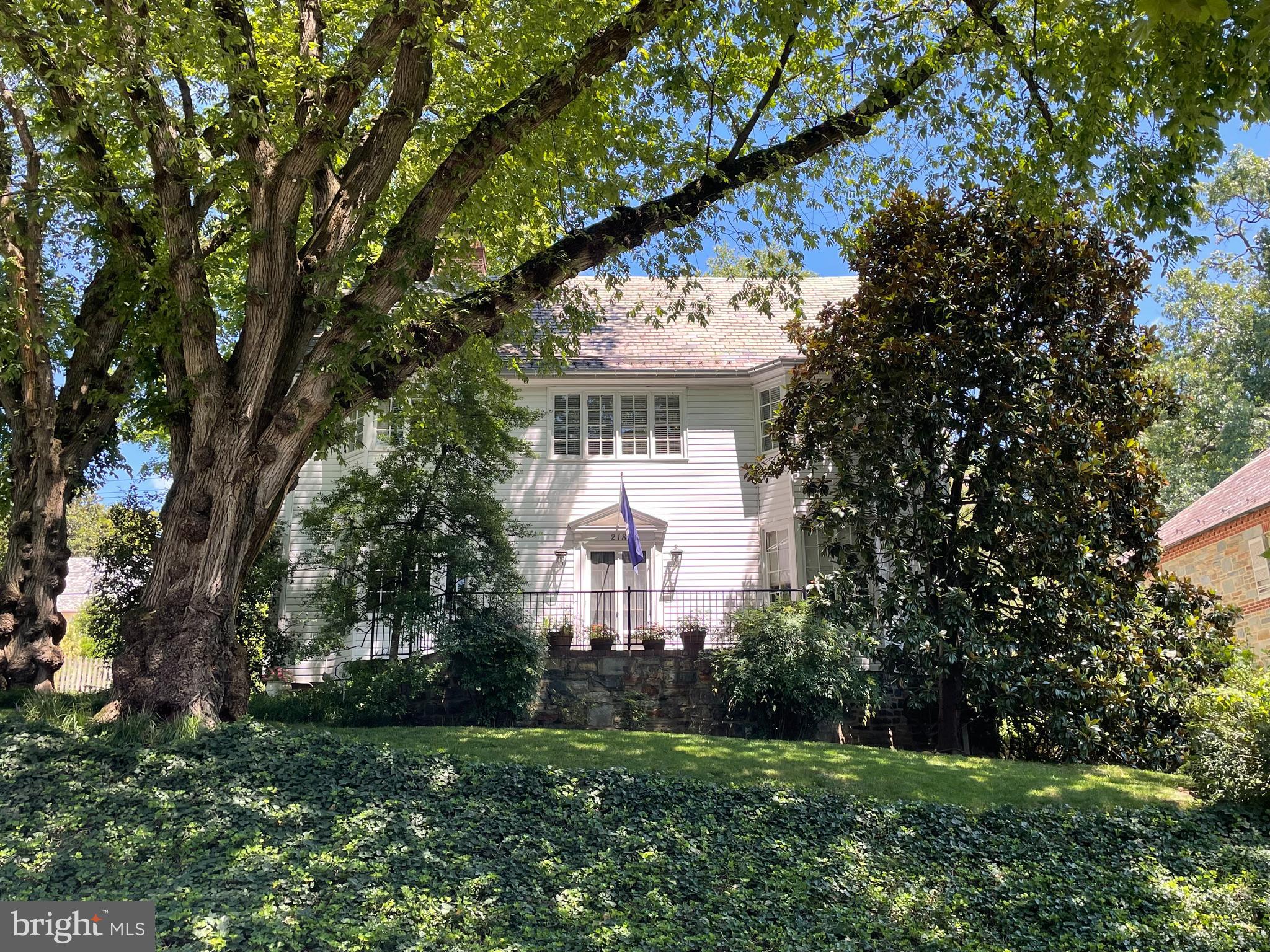 218 Tunbridge ROAD