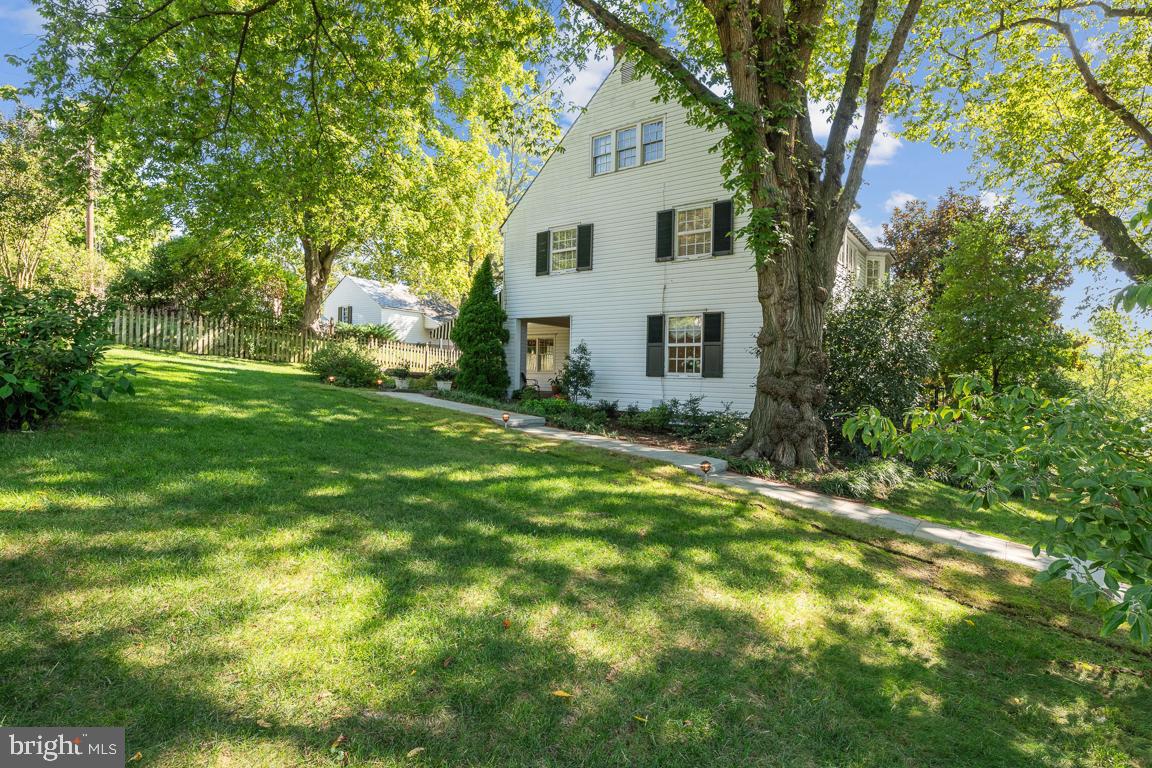 218 Tunbridge ROAD