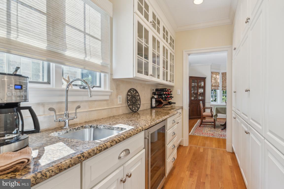 218 Tunbridge ROAD