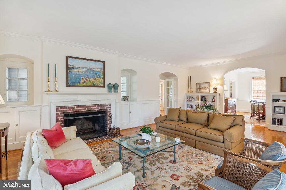 218 Tunbridge ROAD