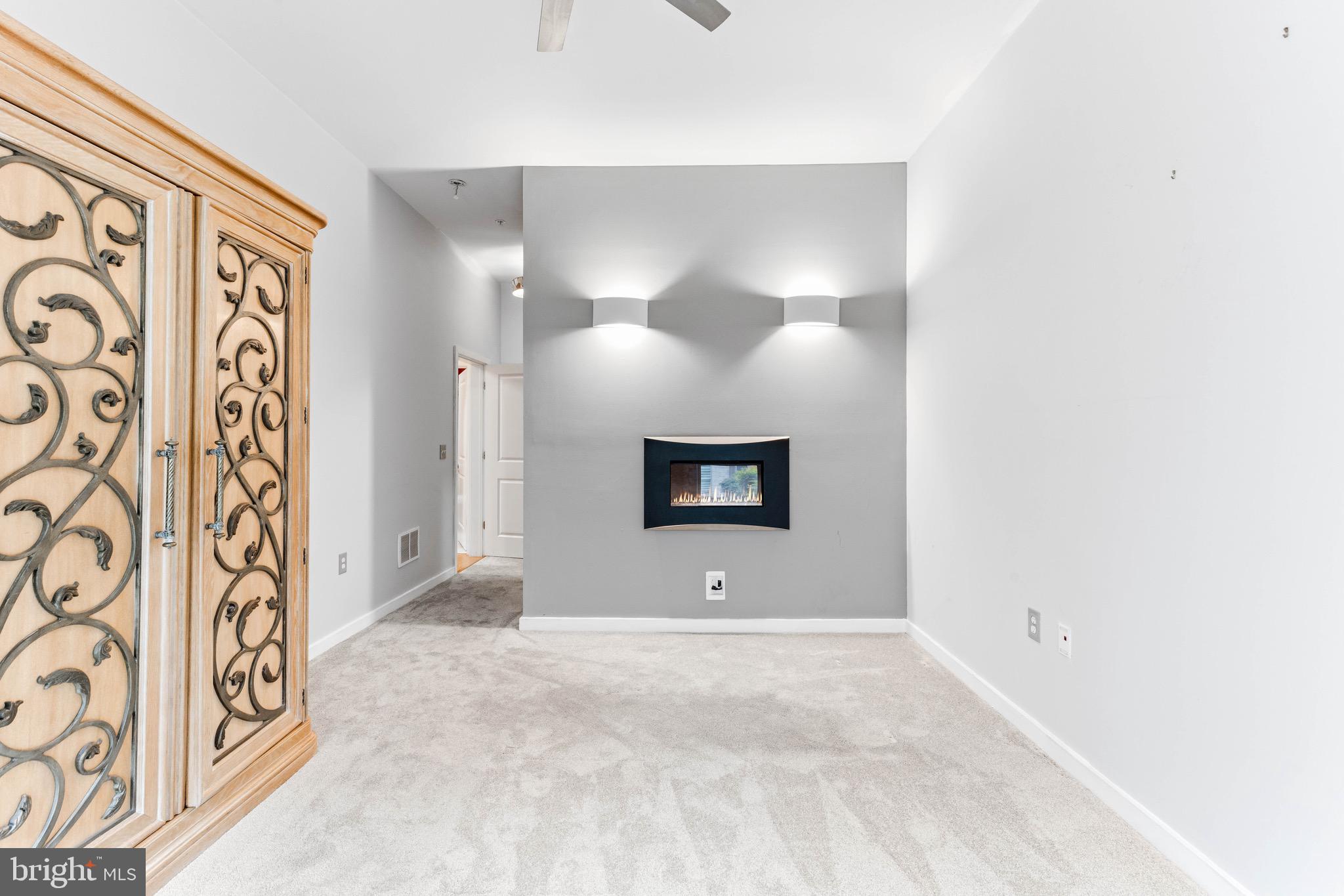 1209 Charles St N #114