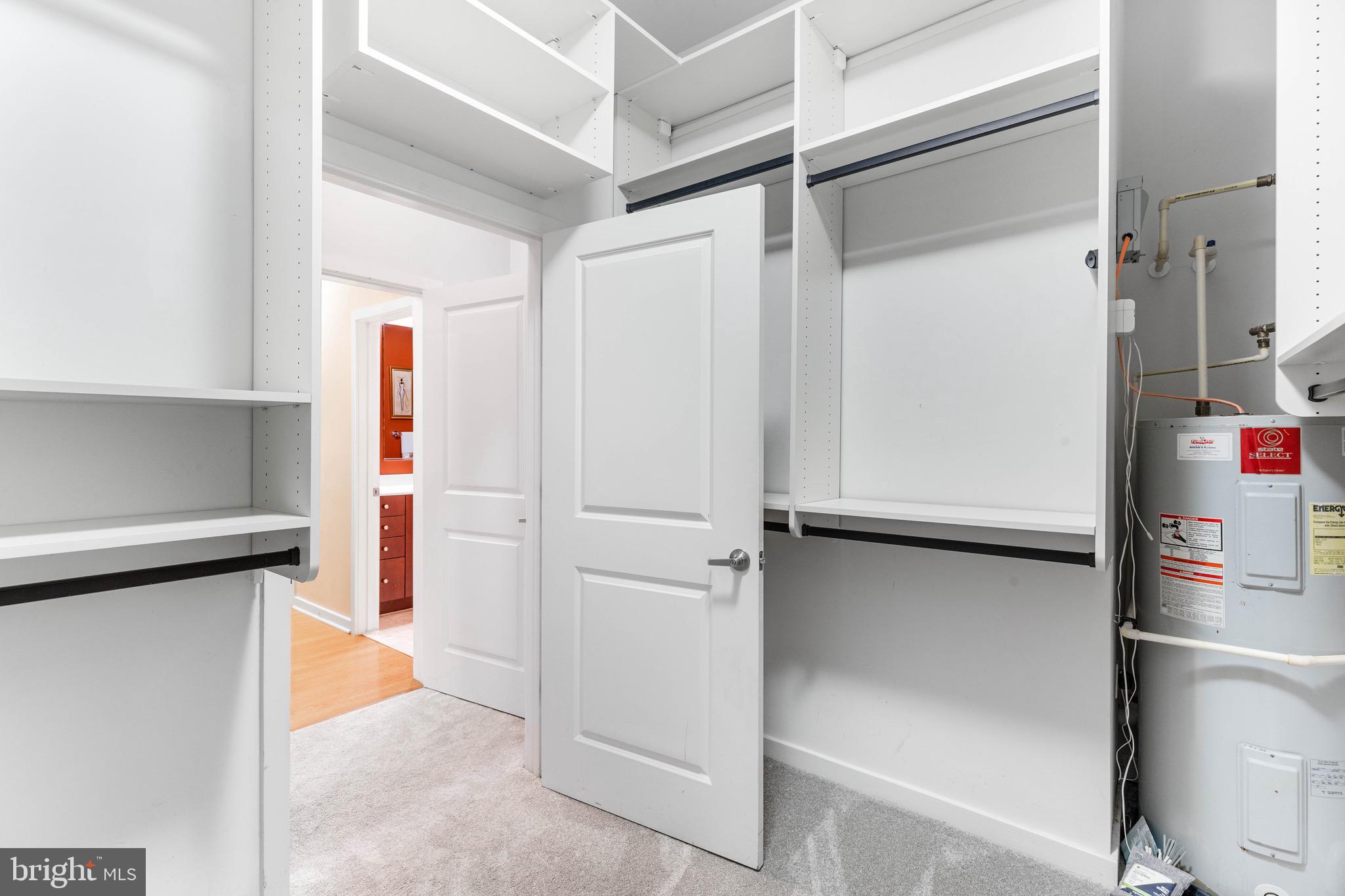 1209 Charles St N #114