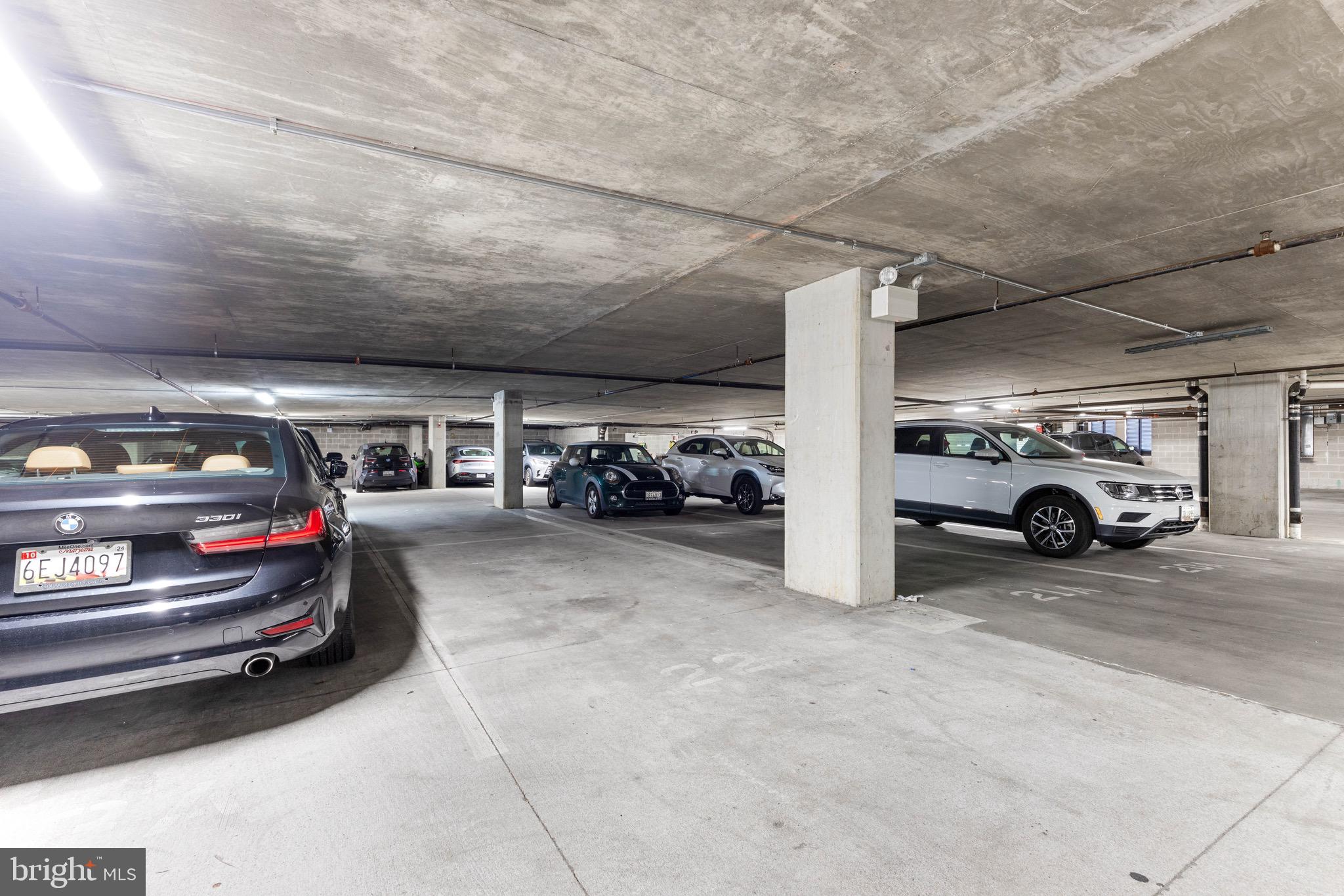 1209 Charles St N #114