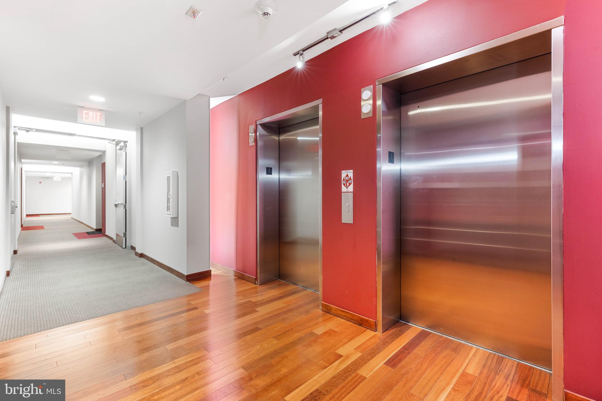 1209 Charles St N #114