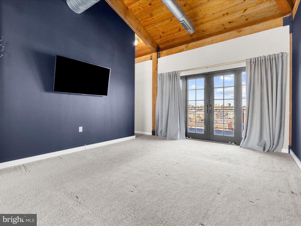 1220 Bank Street Unit: 402