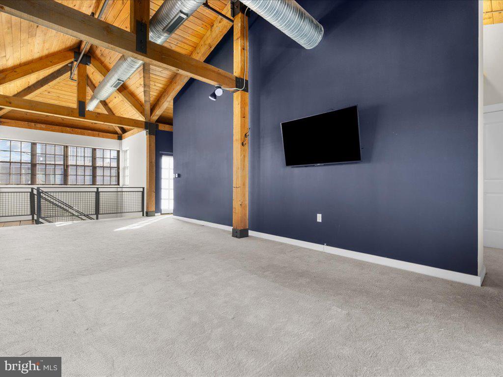 1220 Bank Street Unit: 402