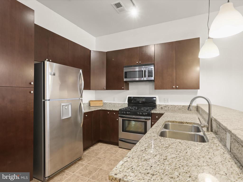 1209 N CHARLES STREET 107