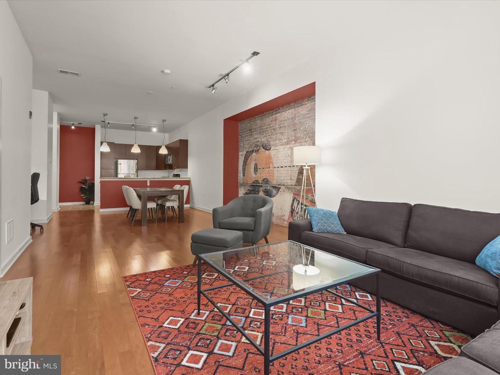 1209 N CHARLES STREET 107