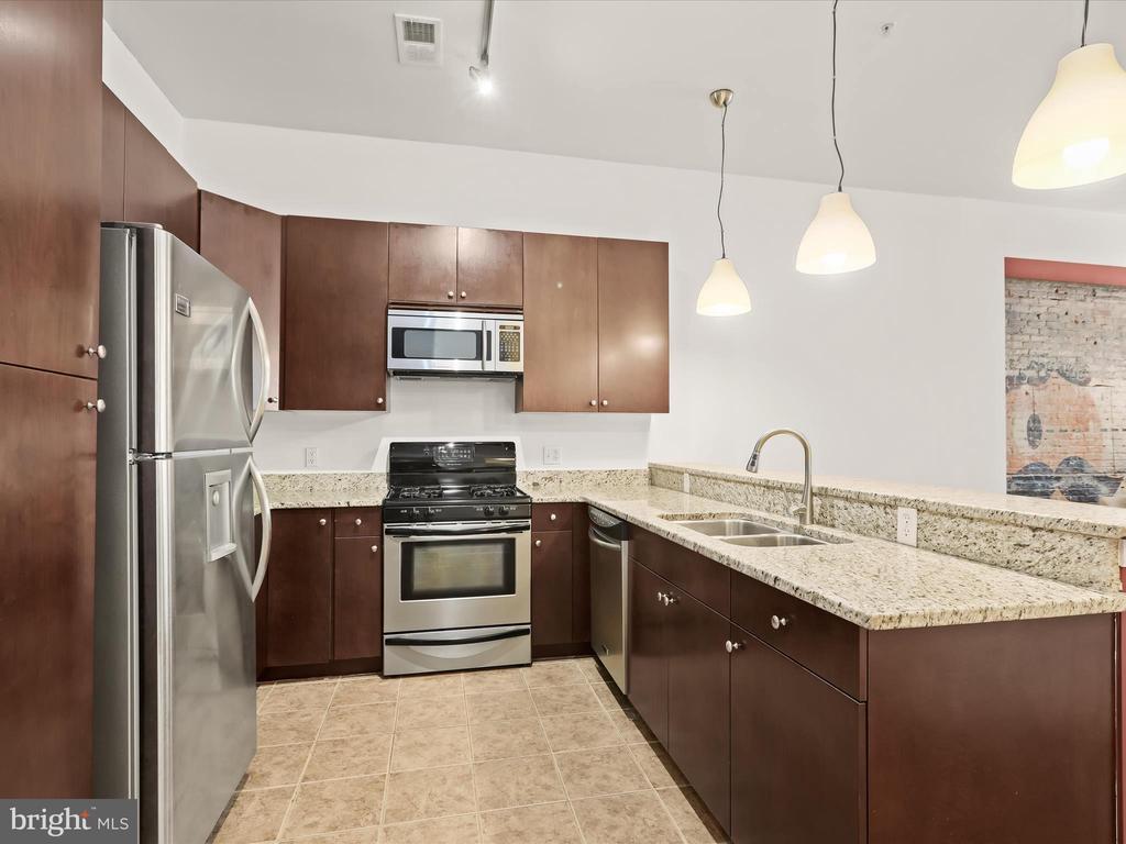 1209 N CHARLES STREET 107