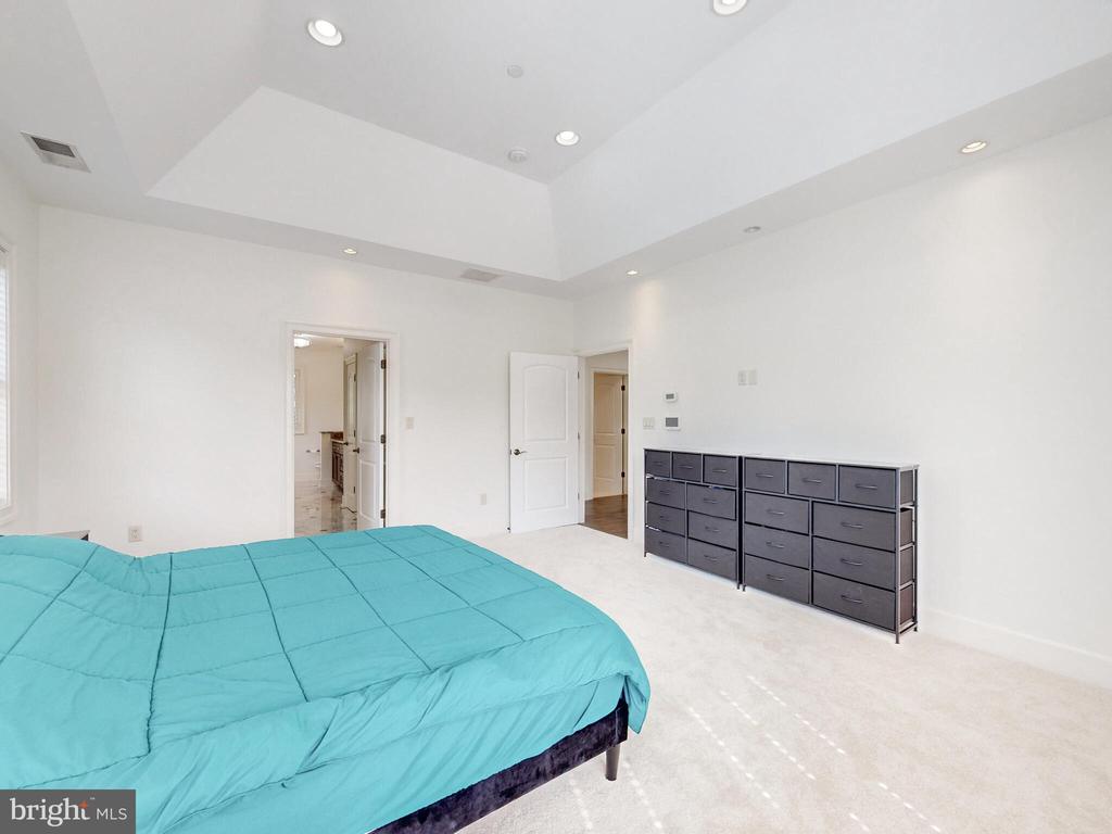 6222 Mossway