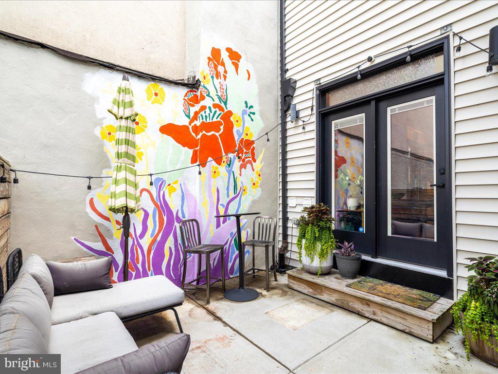 1214 S Charles St