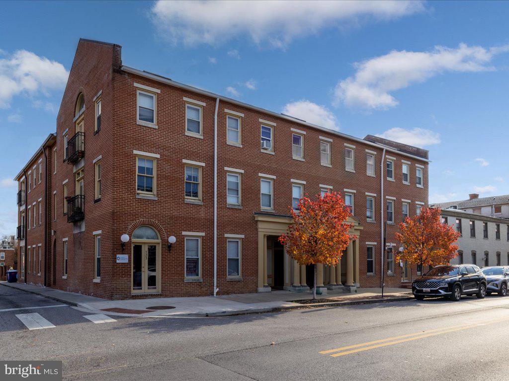723 S CHARLES ST #306