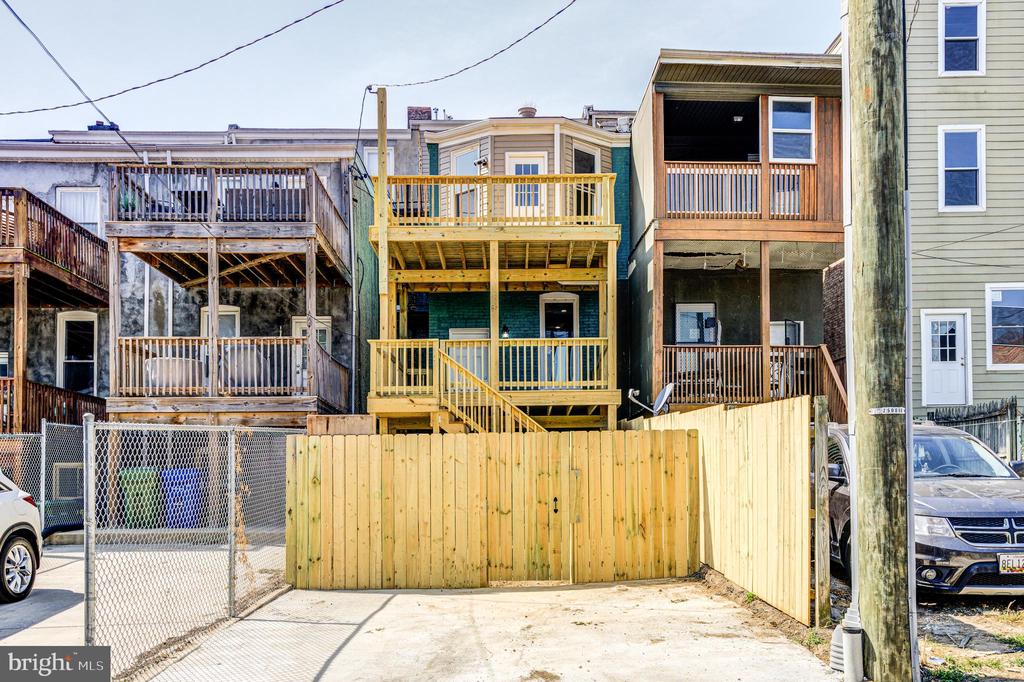 2313 Callow Ave