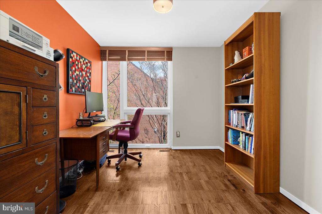 302 W Lafayette Ave