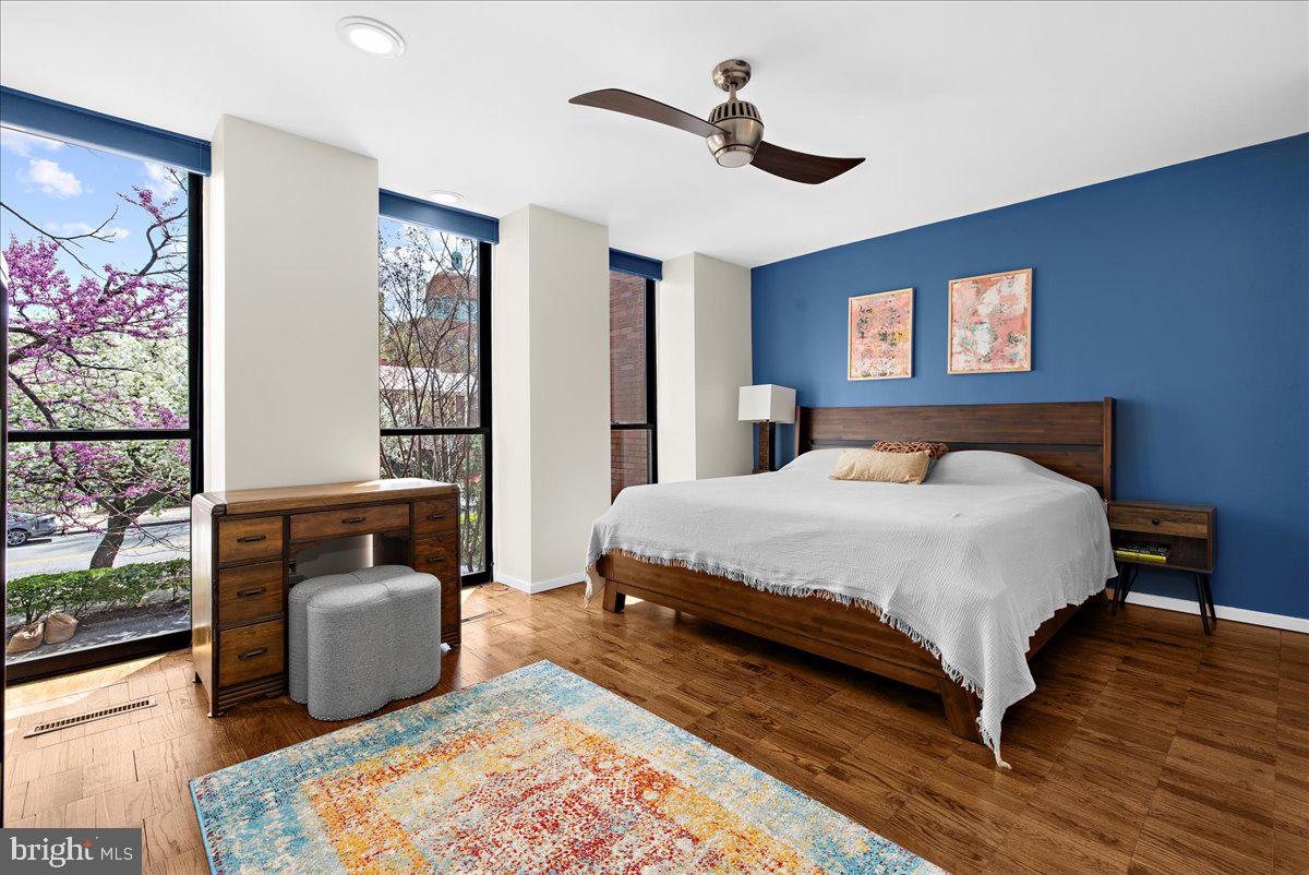 302 W Lafayette Ave
