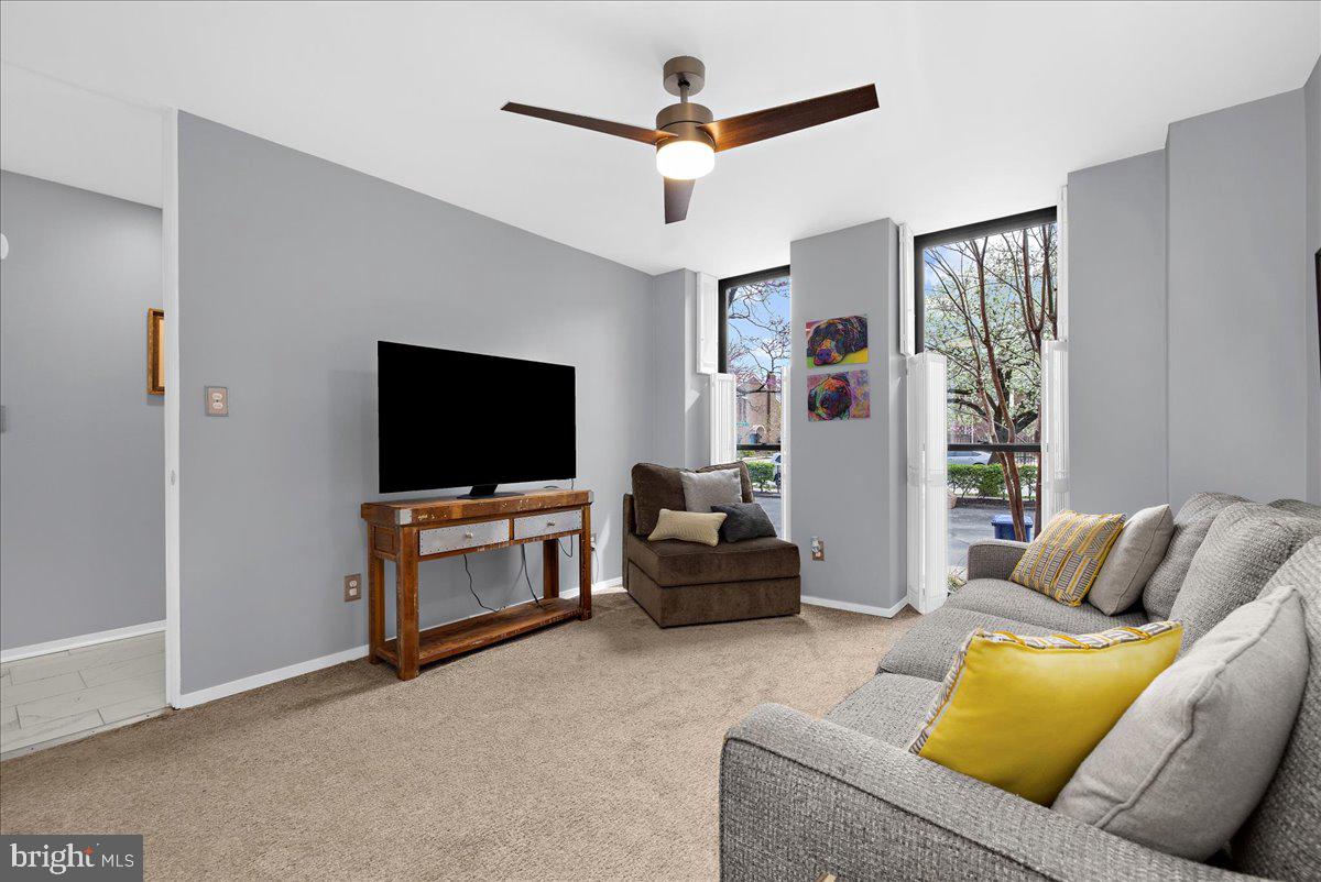 302 W Lafayette Ave