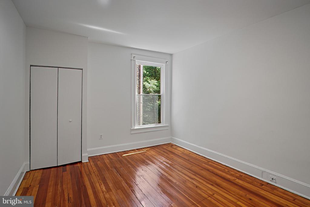 2813 Guilford Ave