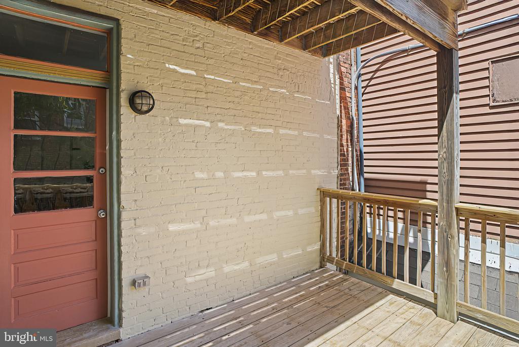 2813 Guilford Ave