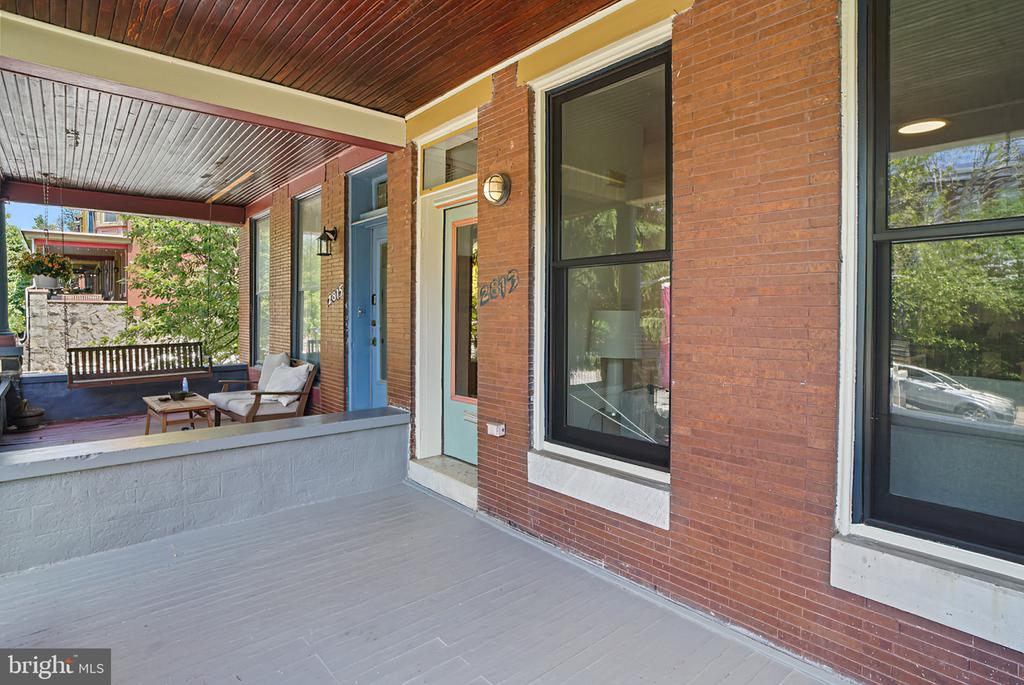 2813 Guilford Ave