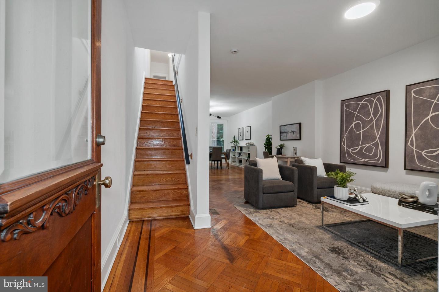 2813 Guilford Ave