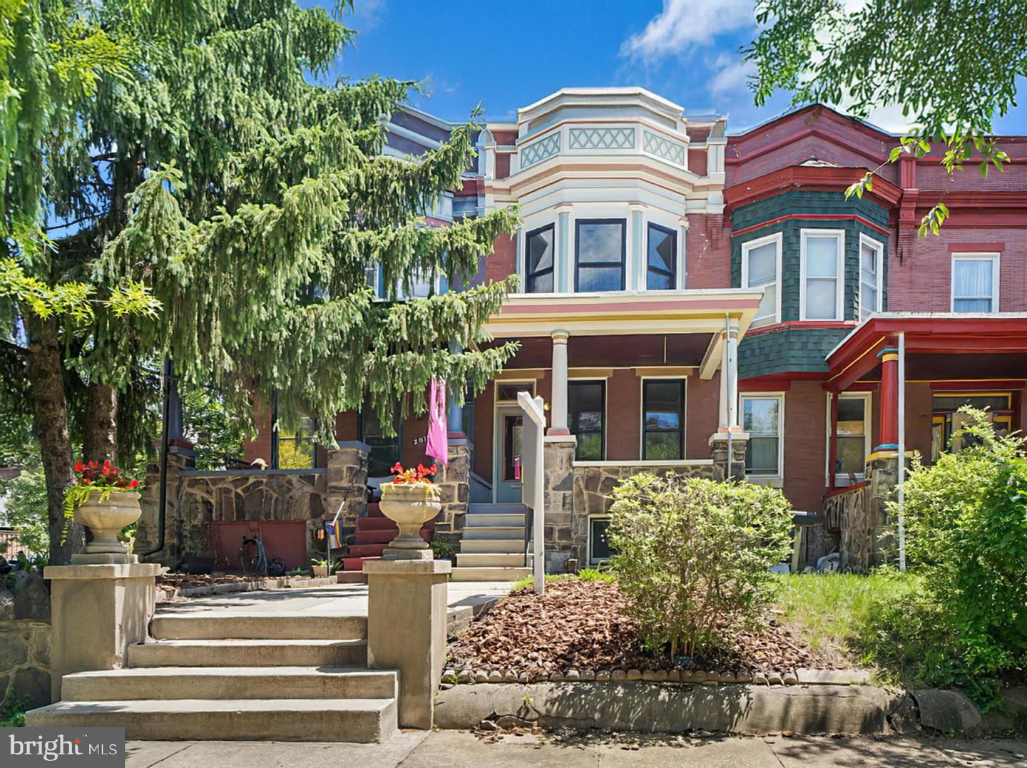 2813 Guilford Ave