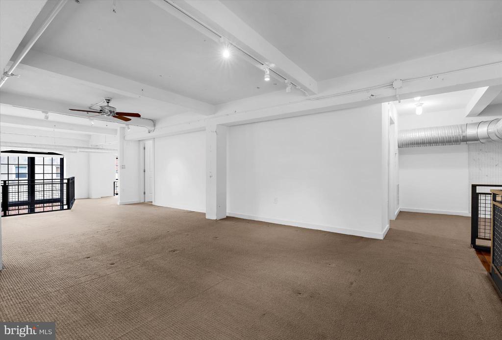 1220 BANK STREET 303