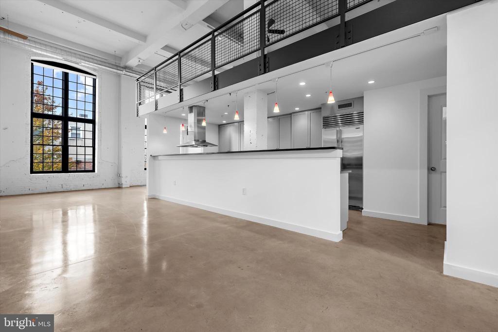 1220 BANK STREET 303