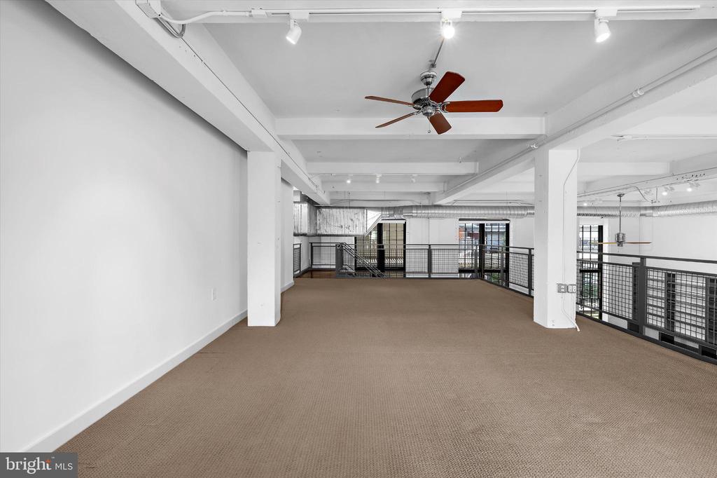 1220 BANK STREET 303