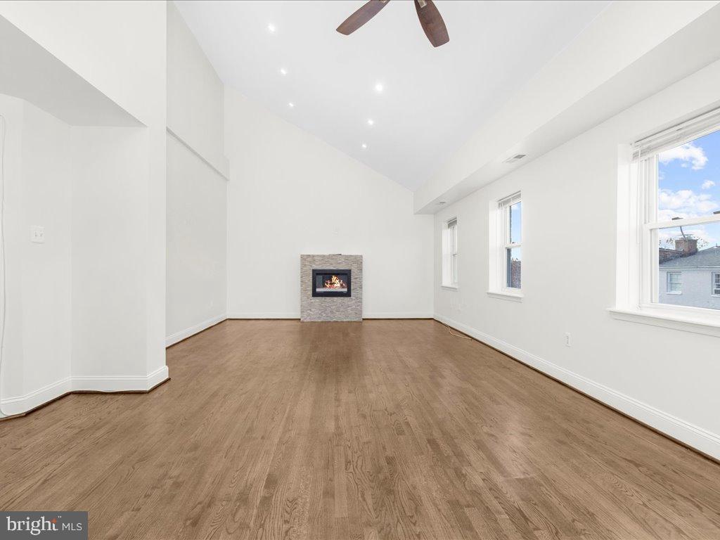 723 S CHARLES STREET 306