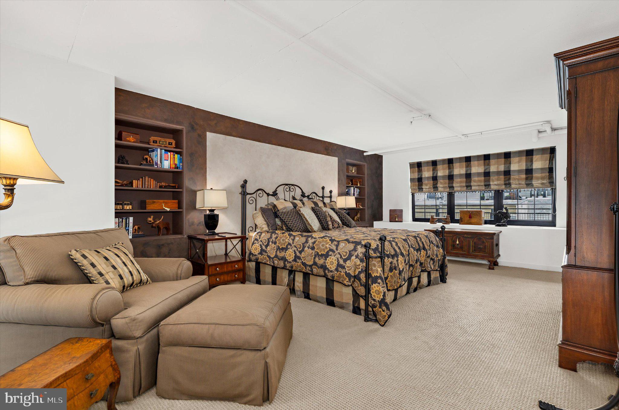 1220 BANK STREET 409