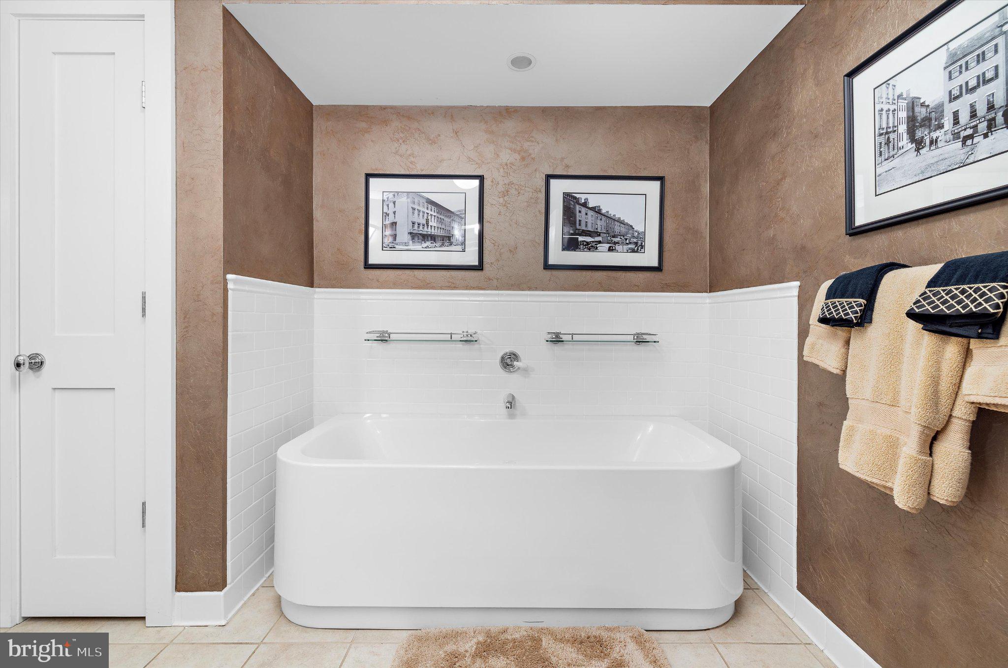 1220 BANK STREET 409