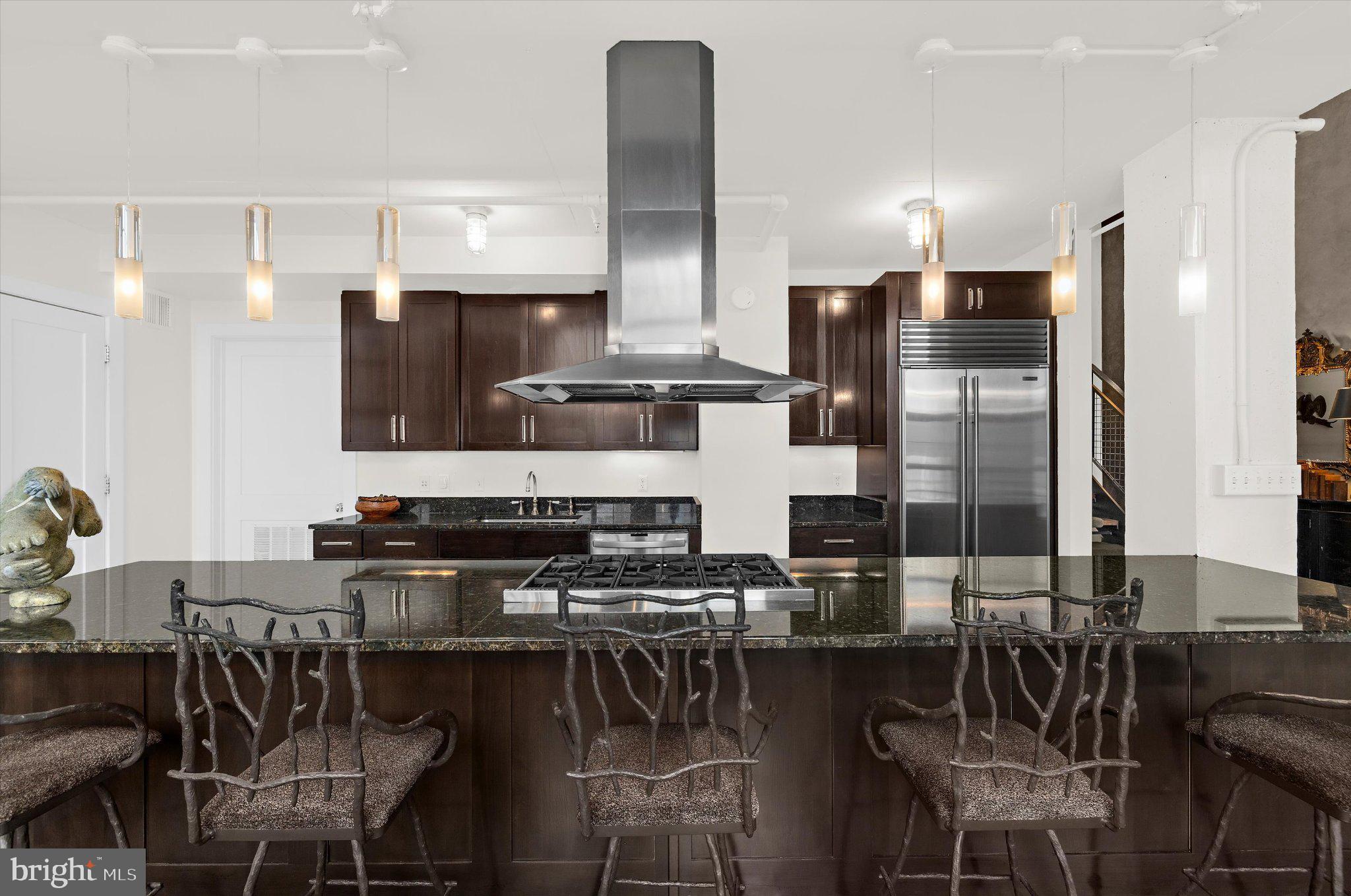 1220 BANK STREET 409