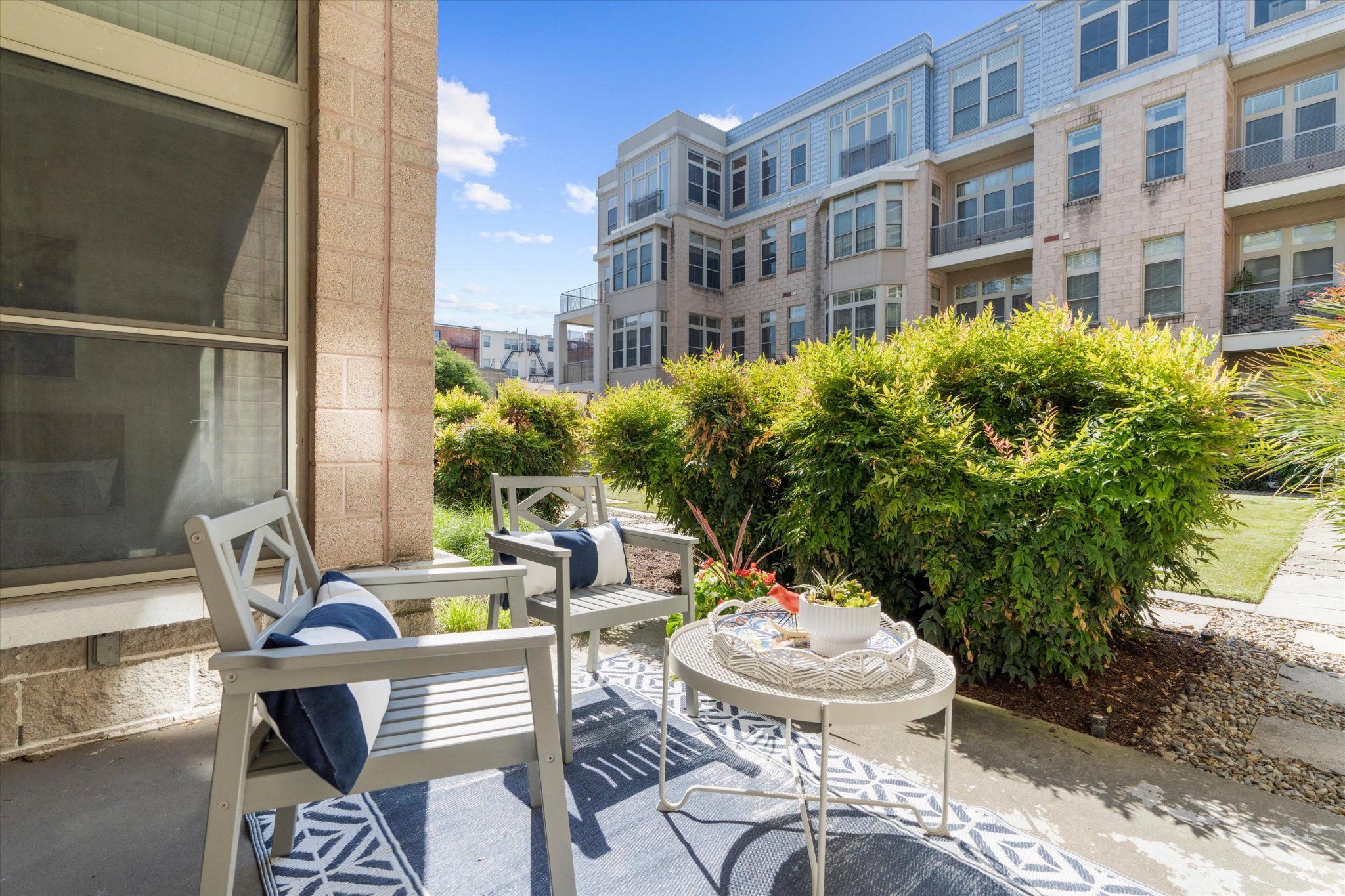 1209 N CHARLES STREET 114