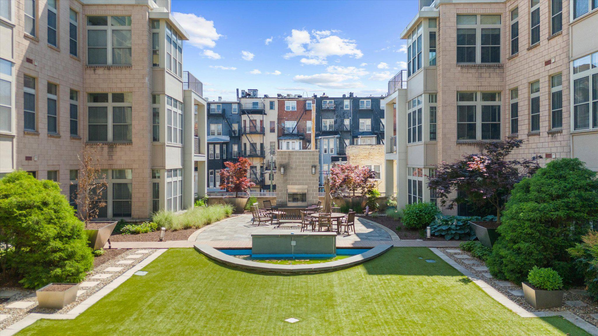 1209 N CHARLES STREET 114