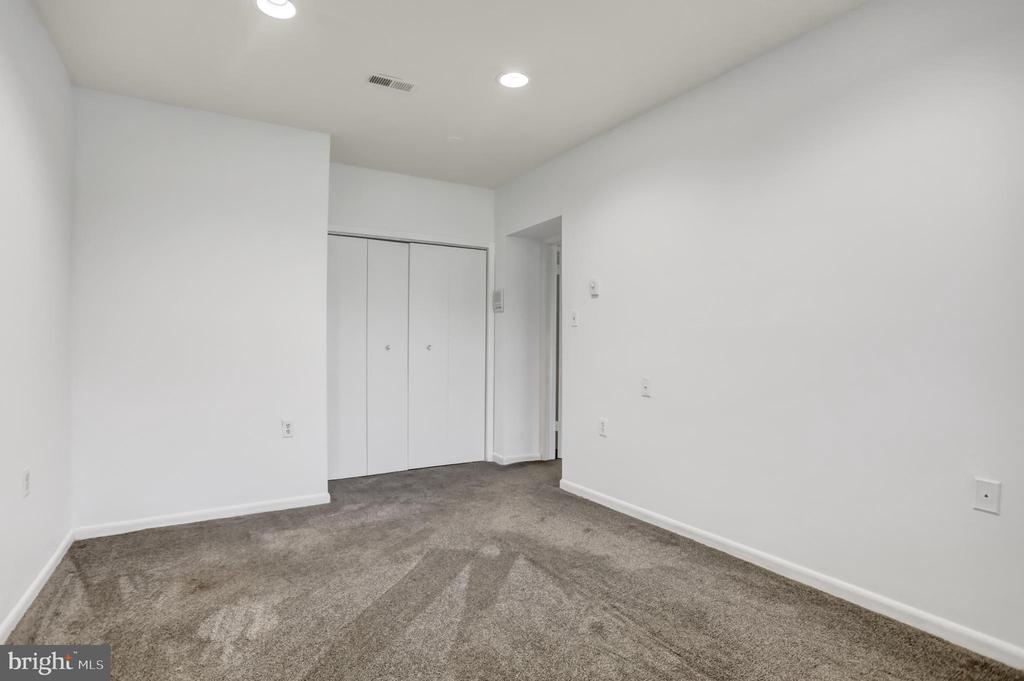 2 COLDWATER COURT