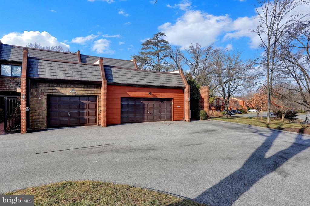 2 COLDWATER COURT
