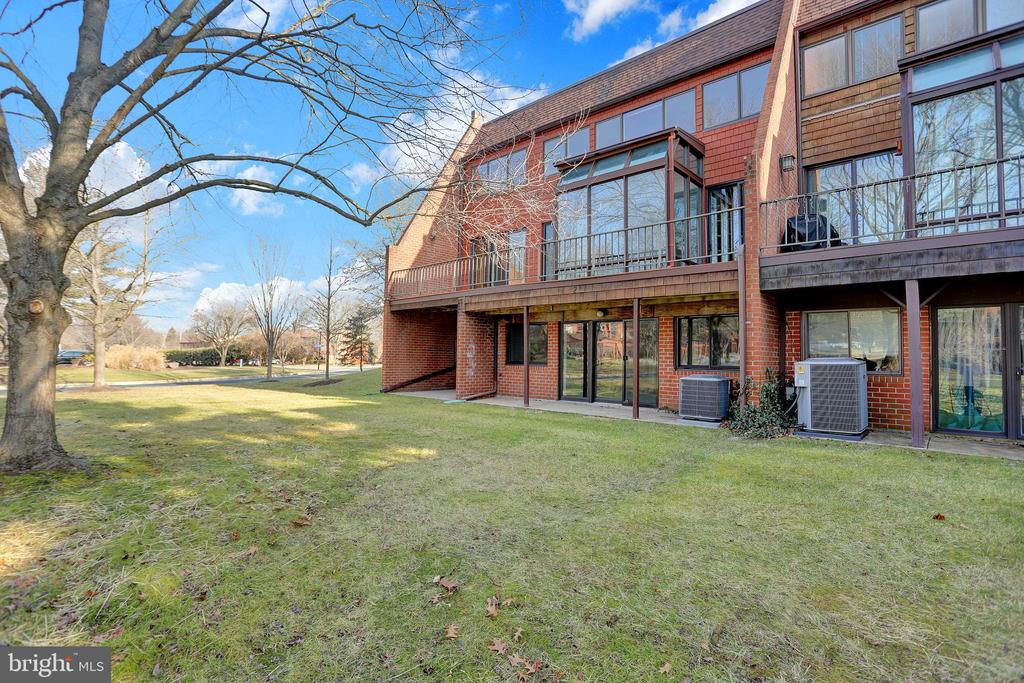 2 COLDWATER COURT