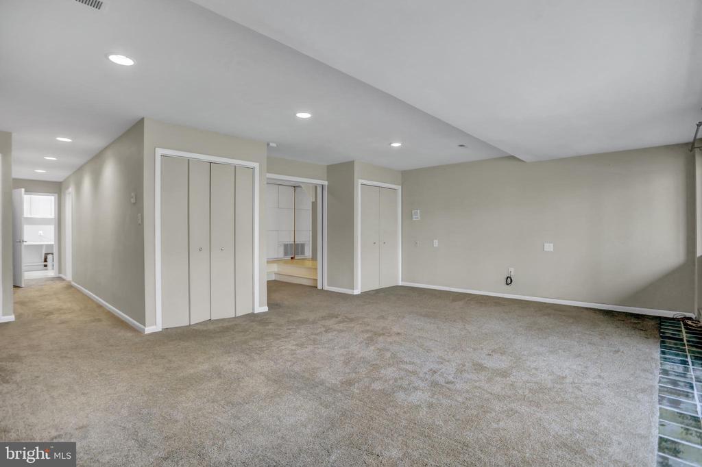 2 COLDWATER COURT