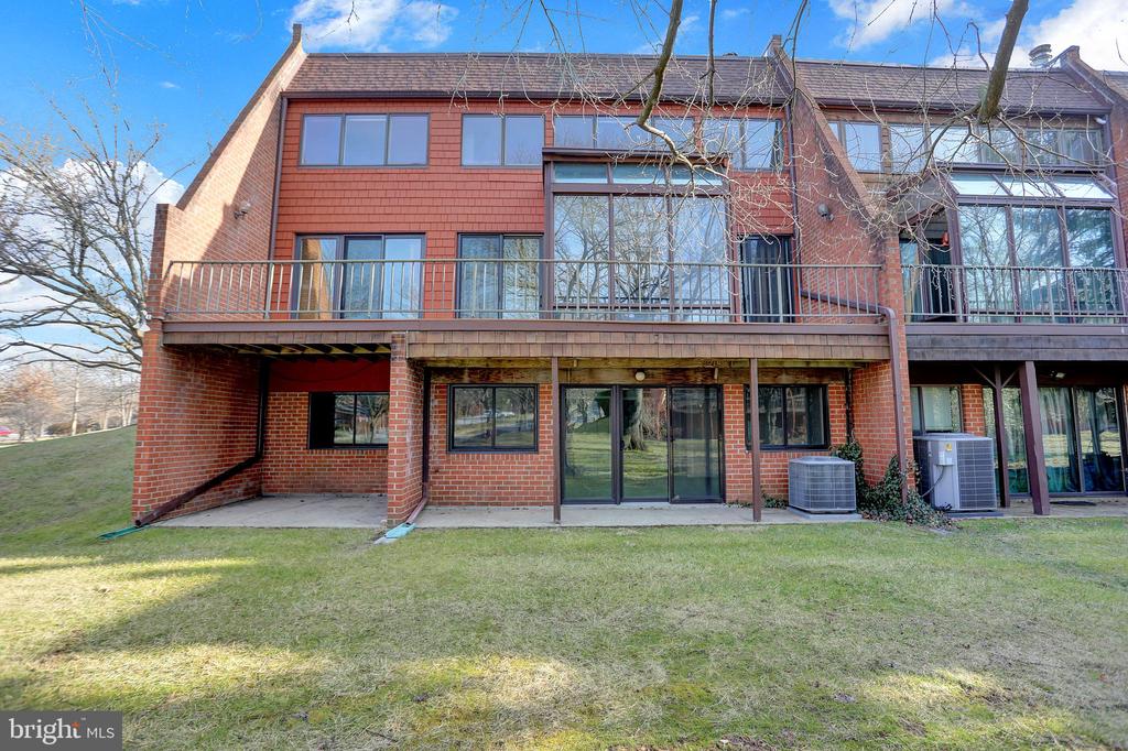 2 COLDWATER COURT