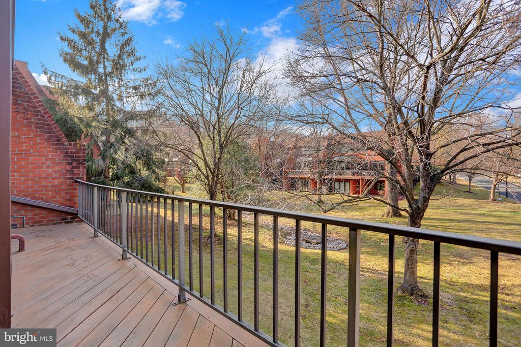 2 COLDWATER COURT