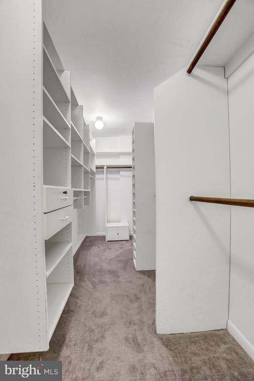 2 COLDWATER COURT