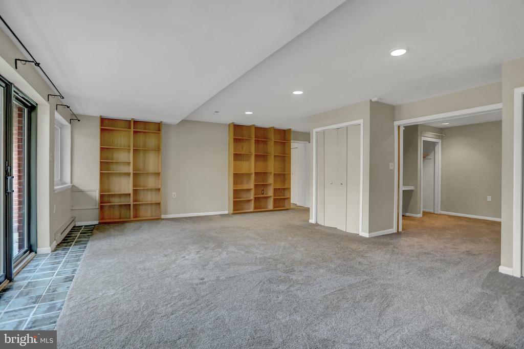 2 COLDWATER COURT