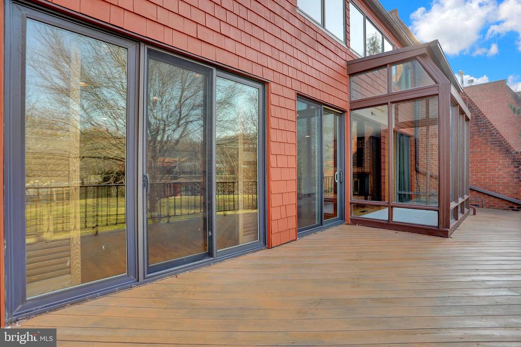 2 COLDWATER COURT