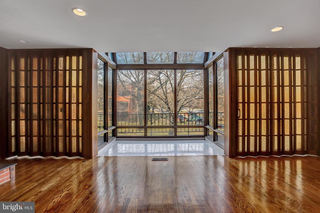 2 COLDWATER COURT