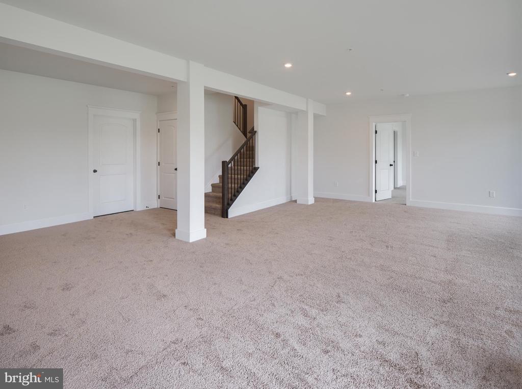 505 ALYSWEEP COURT