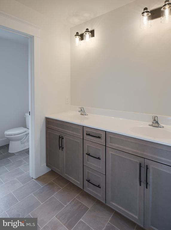 505 ALYSWEEP COURT