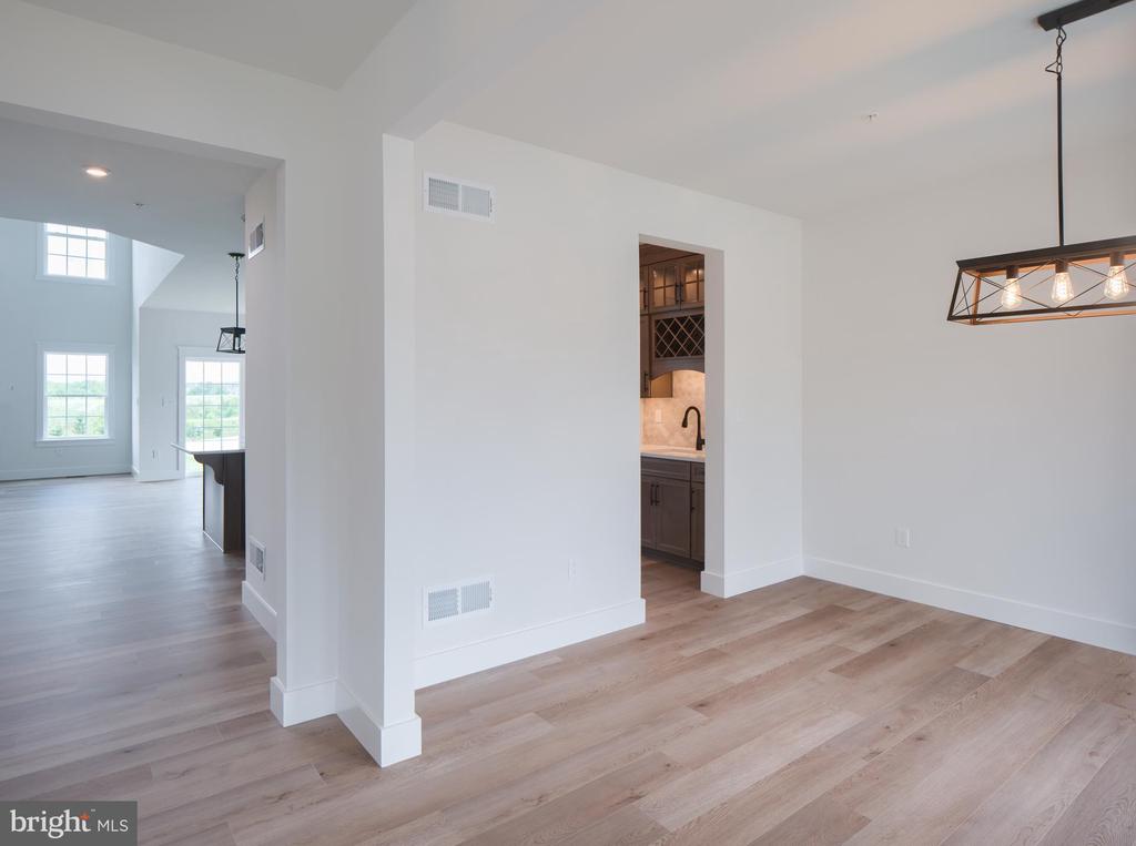 505 ALYSWEEP COURT
