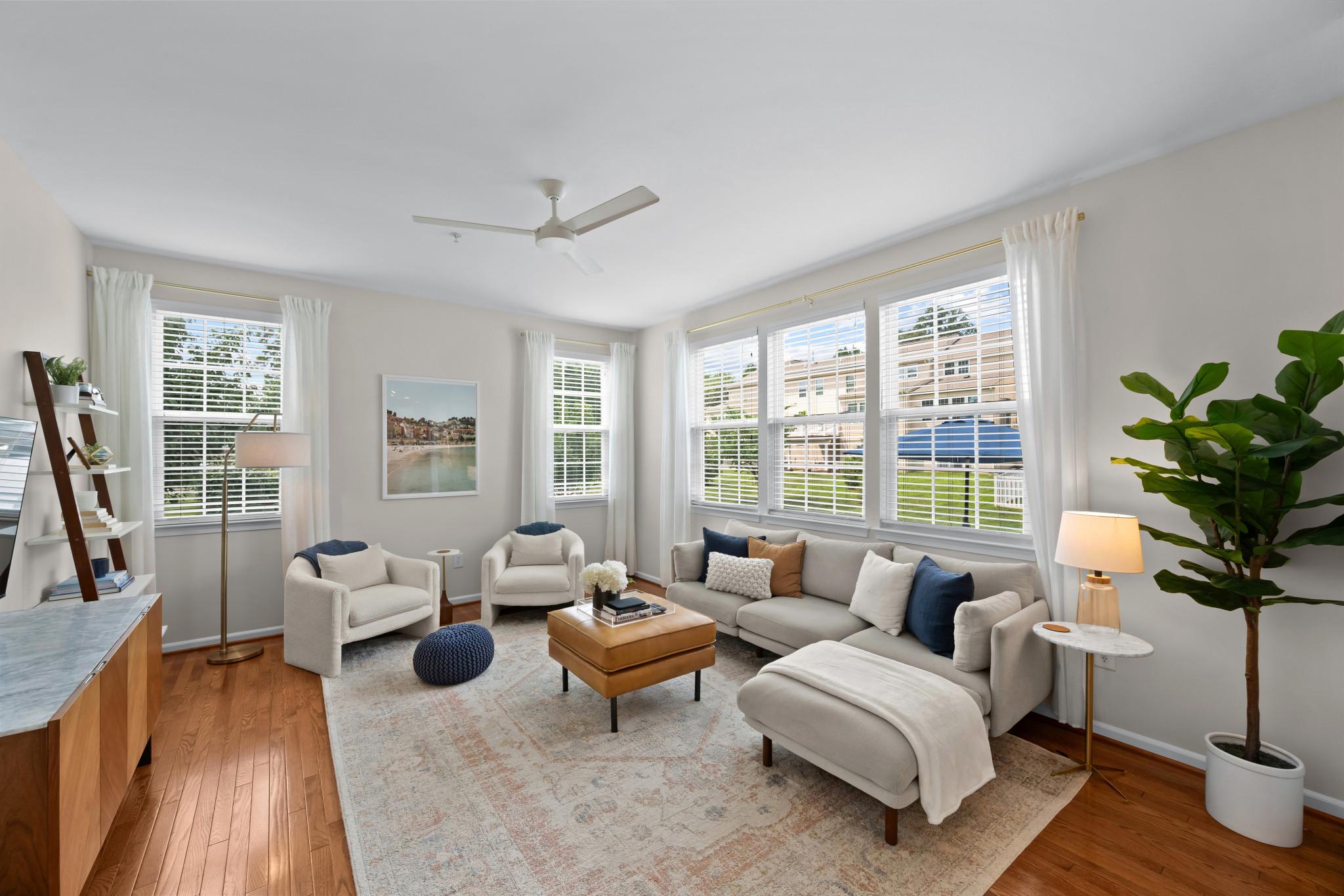 802 DRESSAGE COURT