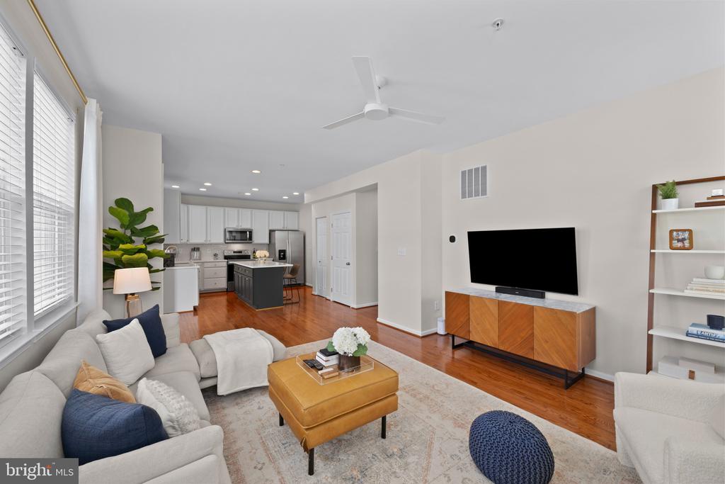 802 DRESSAGE COURT