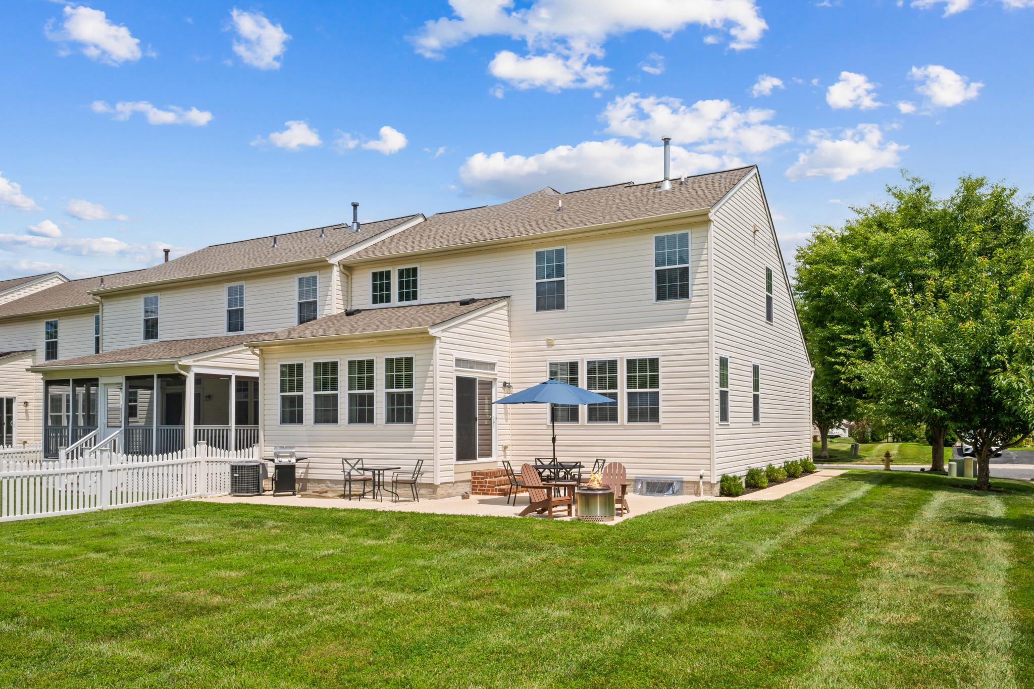 802 DRESSAGE COURT